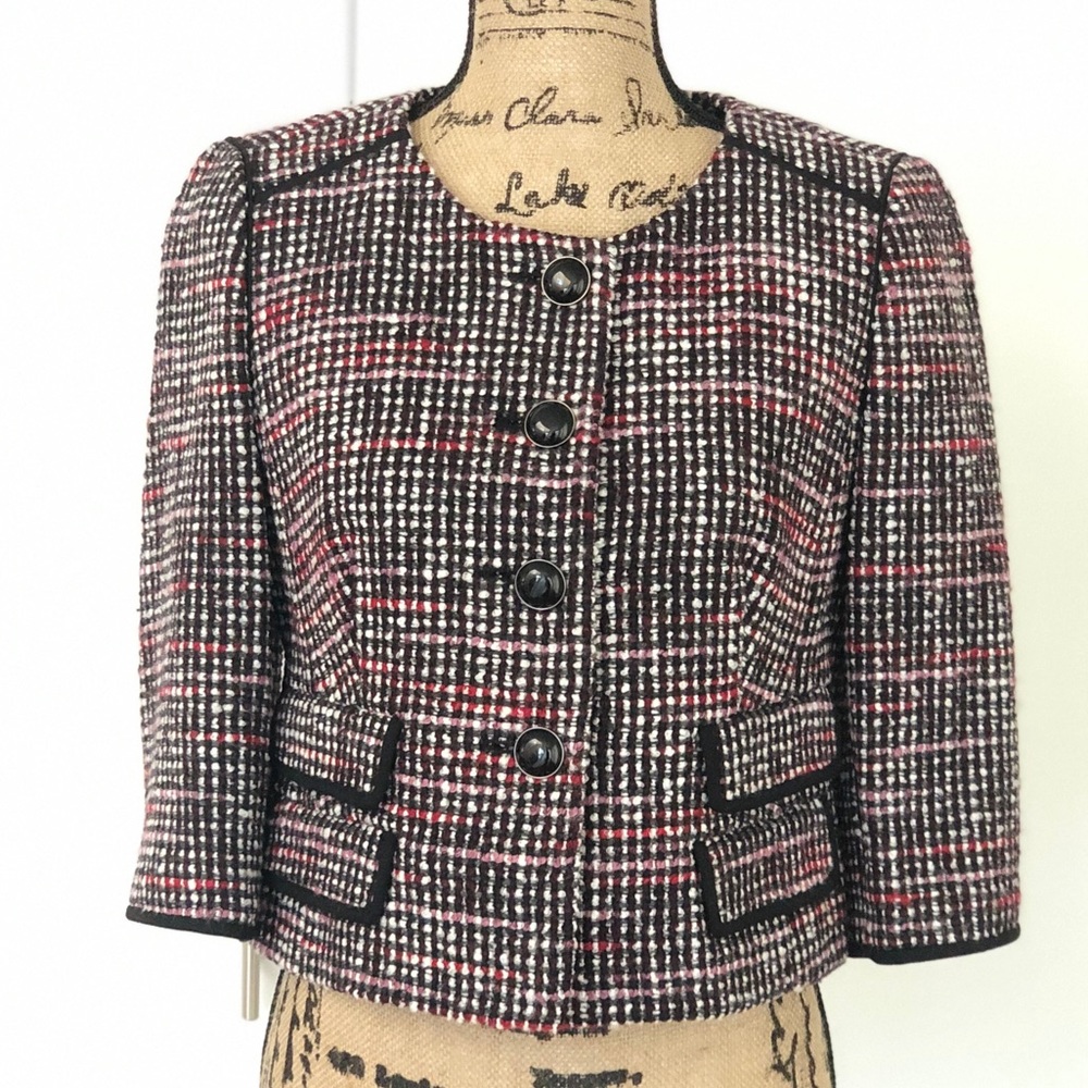NWT. Ann Taylor tweed cropped jacket blazer.